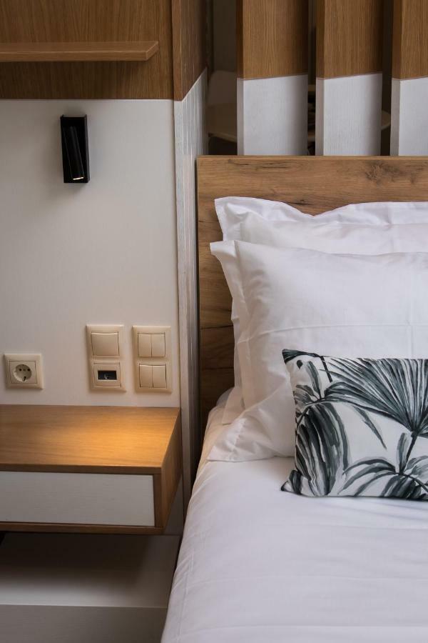 Stairs Homes & Suites Kamaria  Zewnętrze zdjęcie